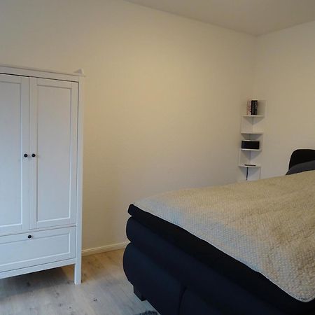Ferienwohnung Am Marktplatz - Zentrale Lage Vor Den Toren Flensburgs, Mit Vollstaendiger Ausstattung Und Balkon ฮาร์ริสลี ภายนอก รูปภาพ