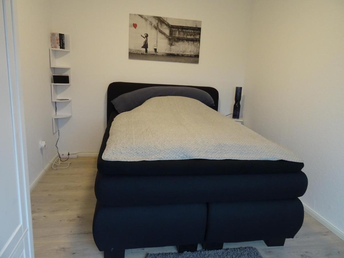 Ferienwohnung Am Marktplatz - Zentrale Lage Vor Den Toren Flensburgs, Mit Vollstaendiger Ausstattung Und Balkon ฮาร์ริสลี ภายนอก รูปภาพ
