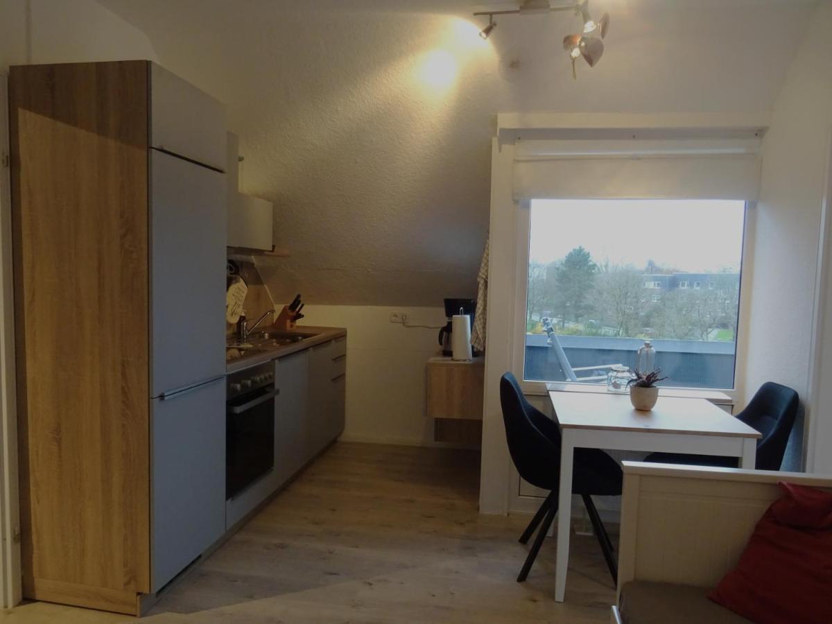 Ferienwohnung Am Marktplatz - Zentrale Lage Vor Den Toren Flensburgs, Mit Vollstaendiger Ausstattung Und Balkon ฮาร์ริสลี ภายนอก รูปภาพ